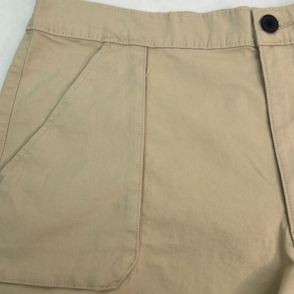 Saint John’s Bay tan elastic waist shorts size 42 NWT - Picture 2 of 15
